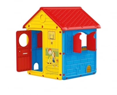 Детската градинска къща със звънец на вратата