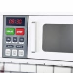 GINGER HOME Детска дървена кухня със звук, светлина и аксесоари за готвене - White/Grey