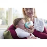 TOMMEE TIPPEE Шише за хранене Advanced Anti-Colic 150мл. (0m+) декорация